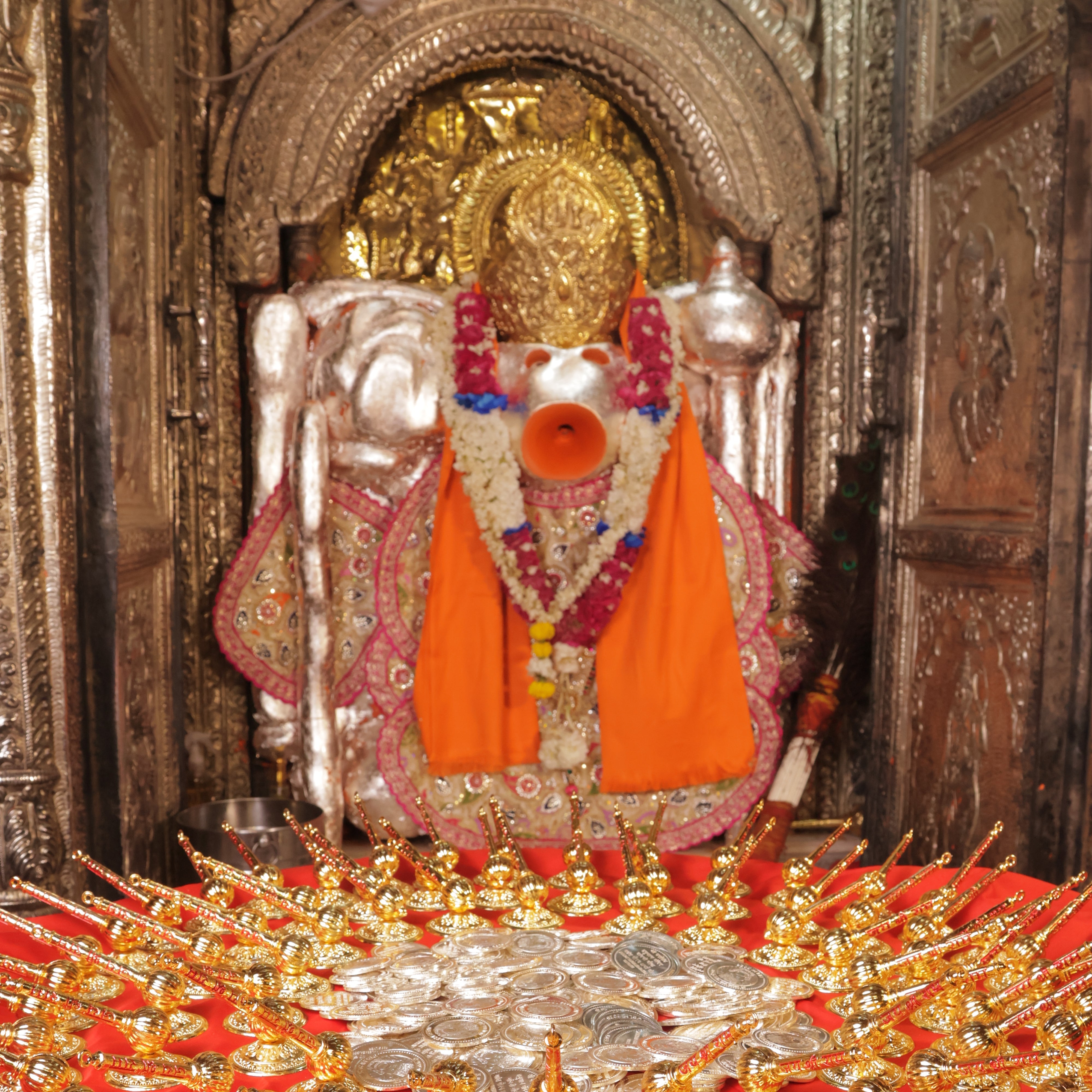 Siddh Abhimantrit Hanuman Gada + Silver Coin